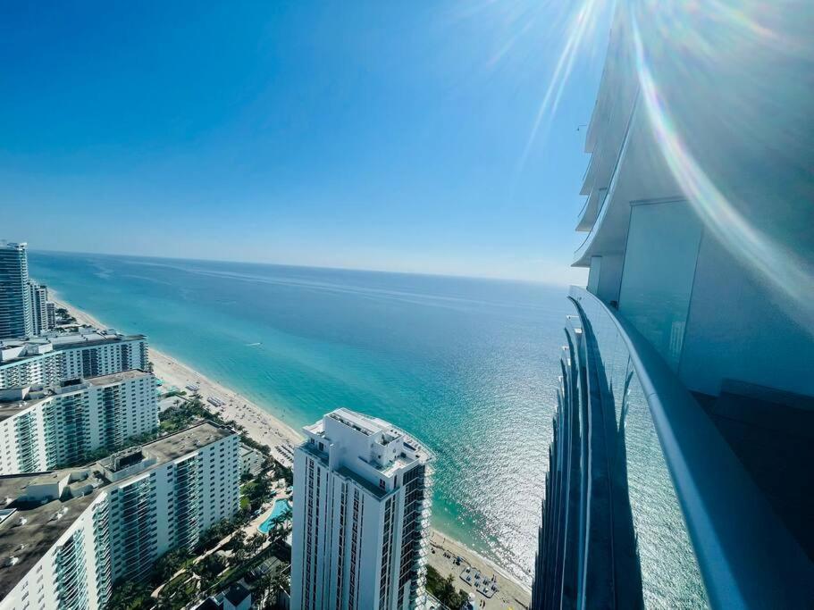 Stay At The Top With Amazing Views By Rent4Us Hollywood Eksteriør bilde